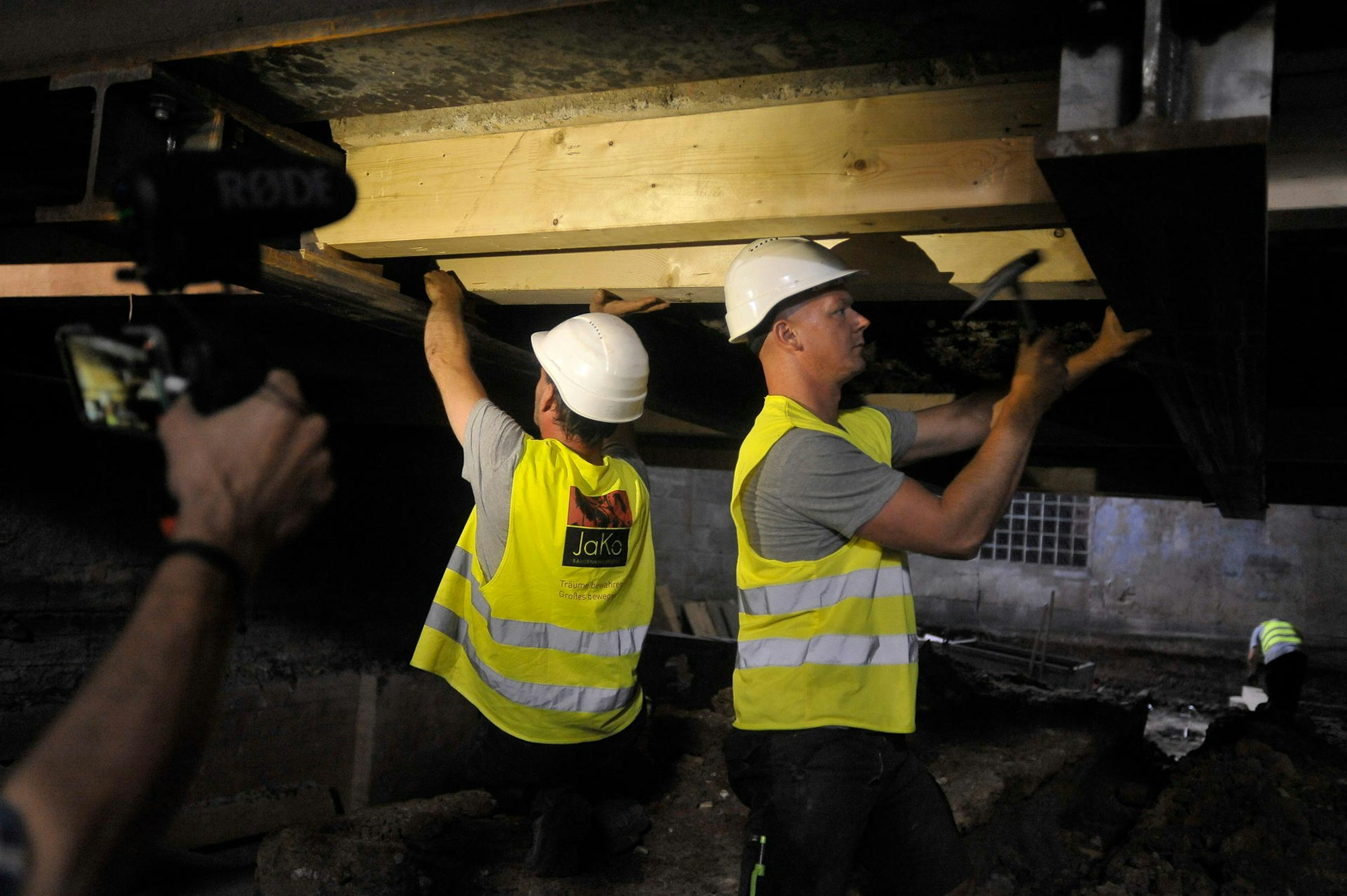 Umzug_Milchbar_mit_Volksfest_Verladung_(44_von_64)