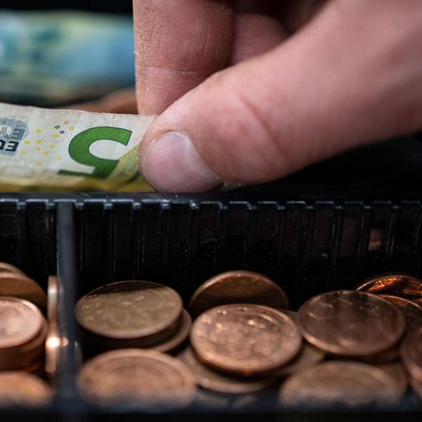 Euro Kasse Symbolbild
