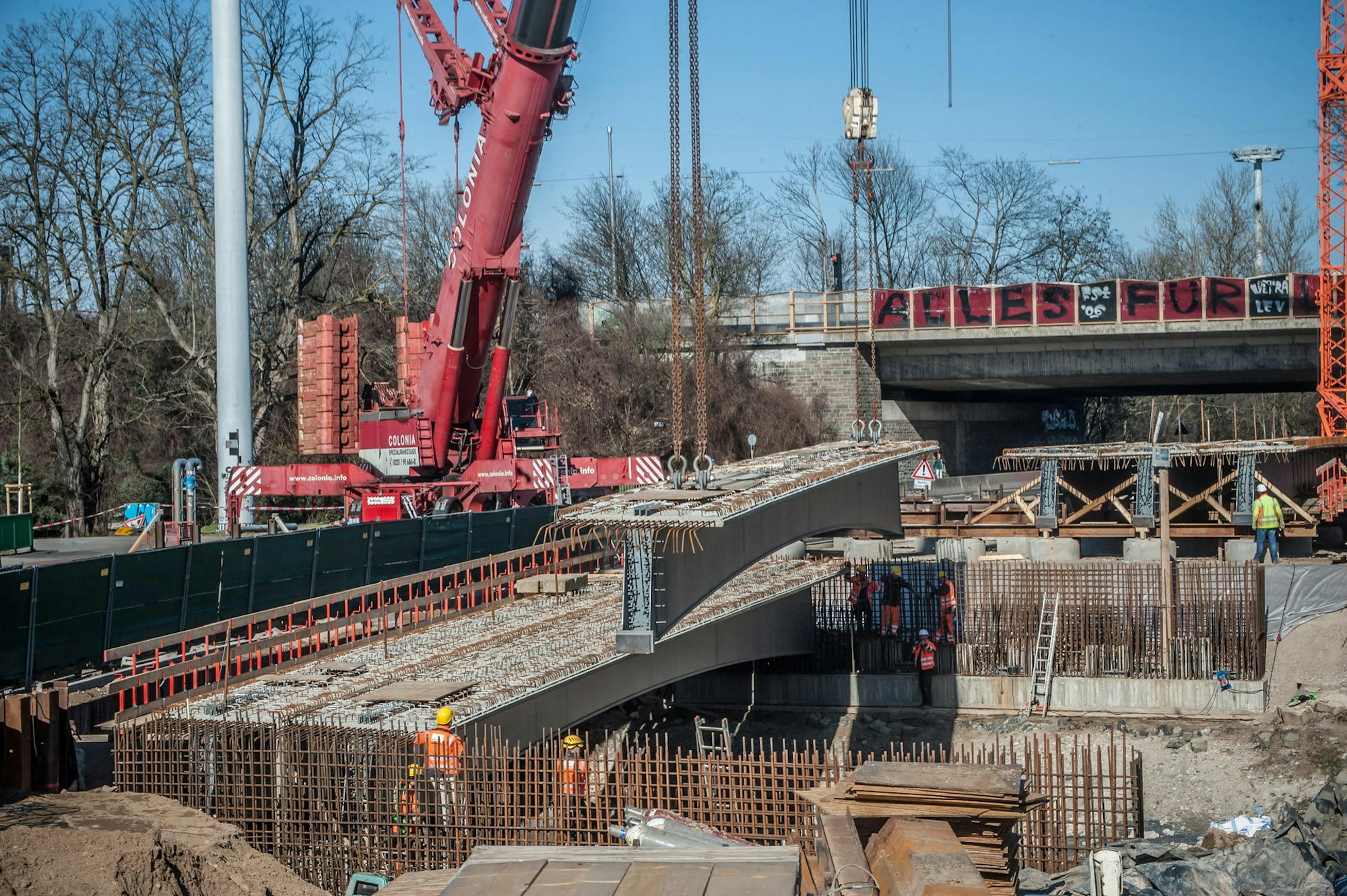 B8-dhuennbruecke_leverkusen-21022021ALF_7835