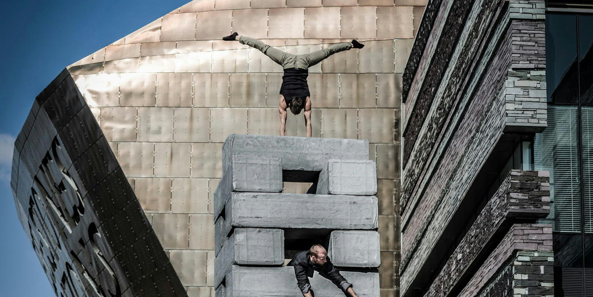 sommer_1_Motionhouse_Block_(2)_(c)_Dan_Tucker