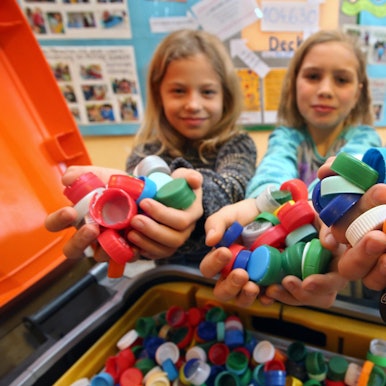 20220406_dpa_Plastikdeckel