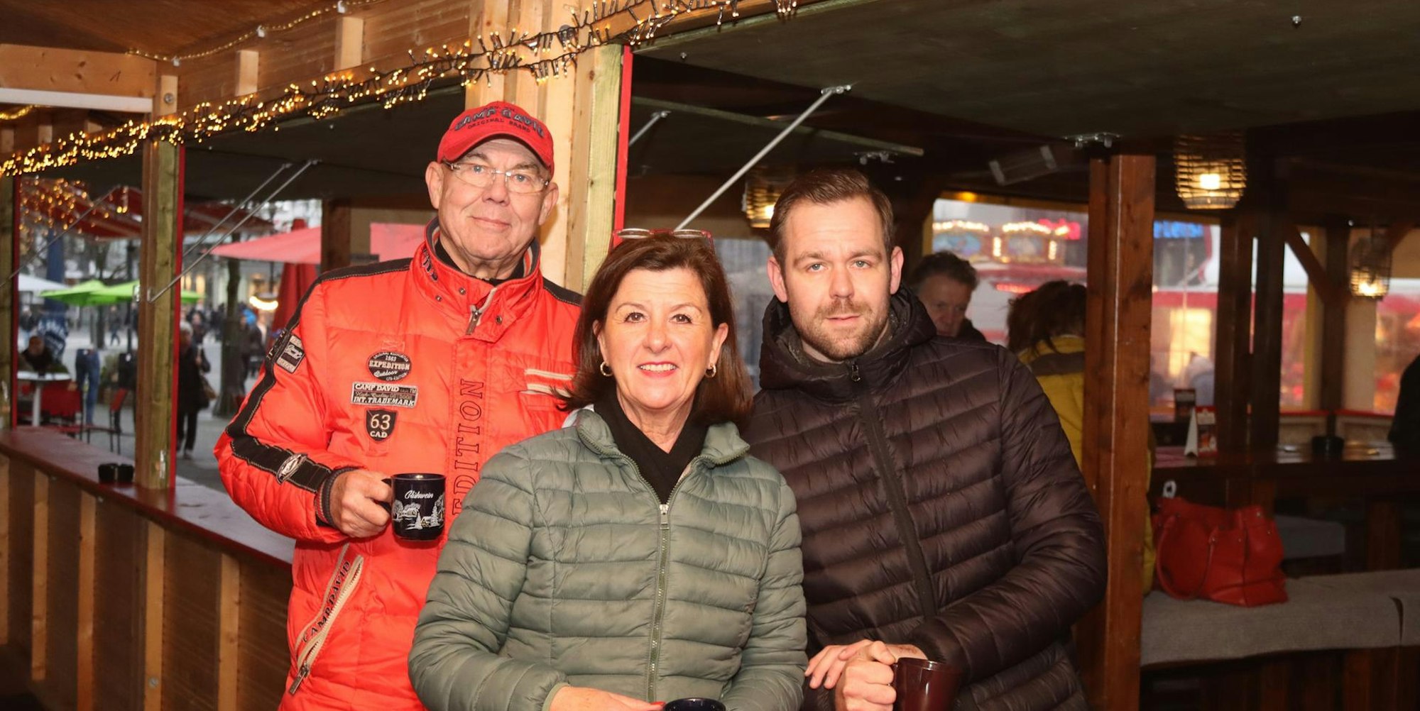 Gluehweinbude_Lindenplatz-1532-kup_2