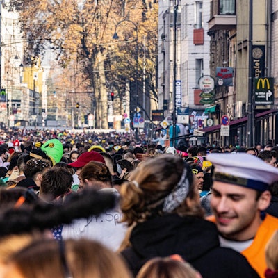 Zülpicher Viertel jeck voll