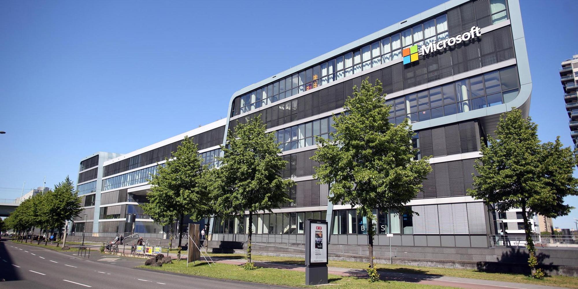 nab190515_Microsoft_02