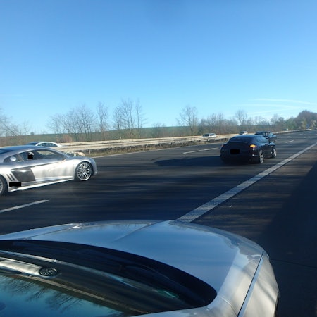 20190325 Autos blockieren A3 AK Ratingen Ost