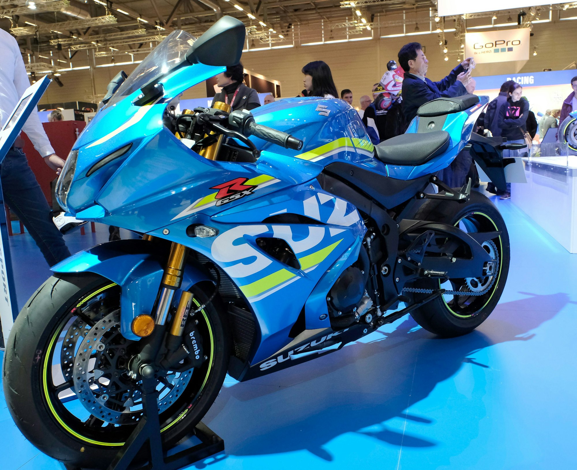 Blaue Suzuki