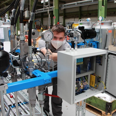 Hennecke_Sankt_Augustin