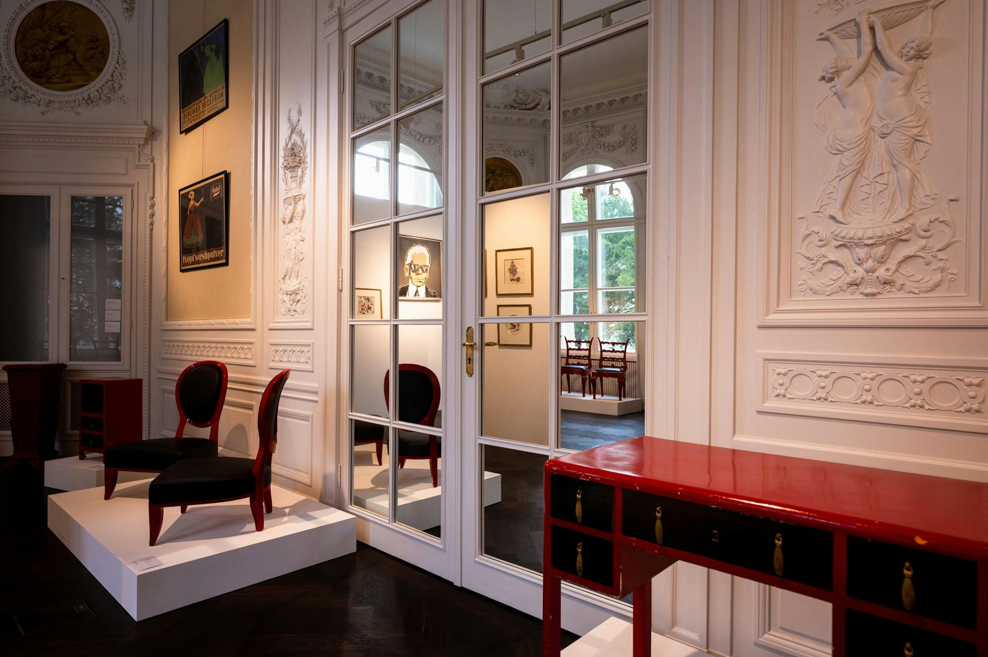 cob_20220426_Karl_Lagerfeld_Sothebys_7