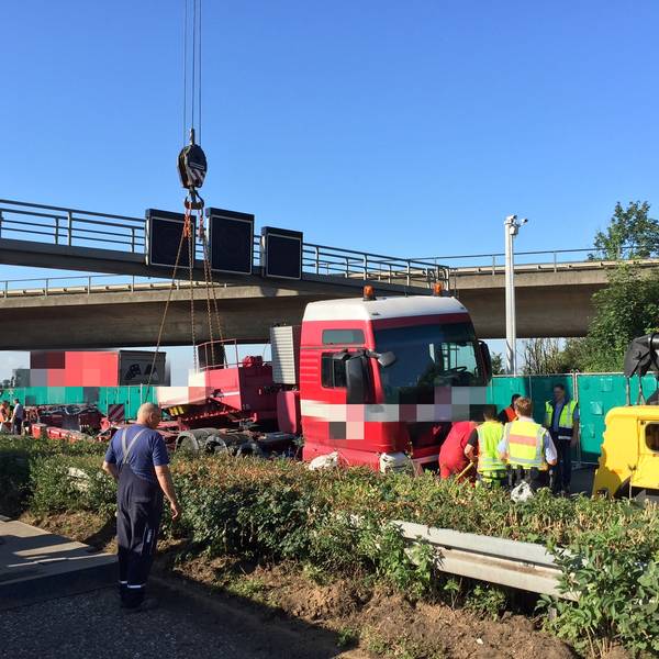 Unfall Dreieck Erfttal