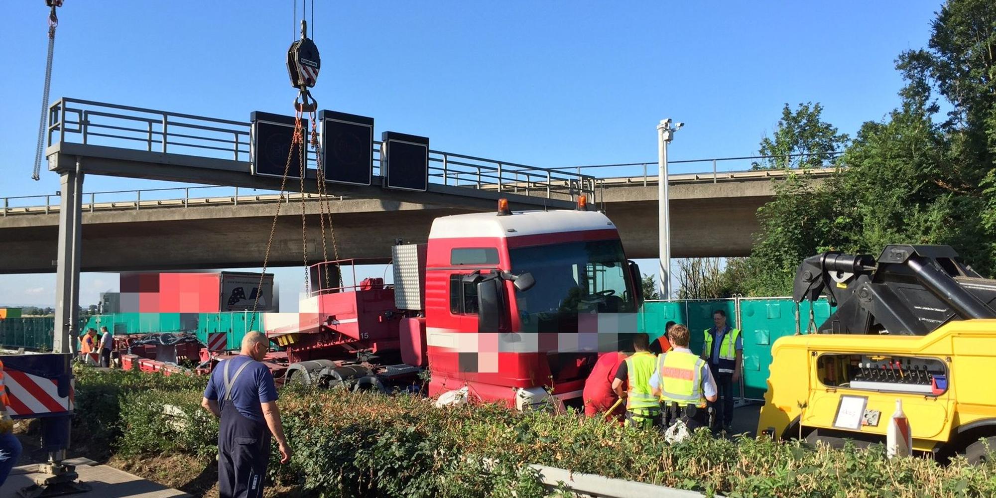 Unfall Dreieck Erfttal