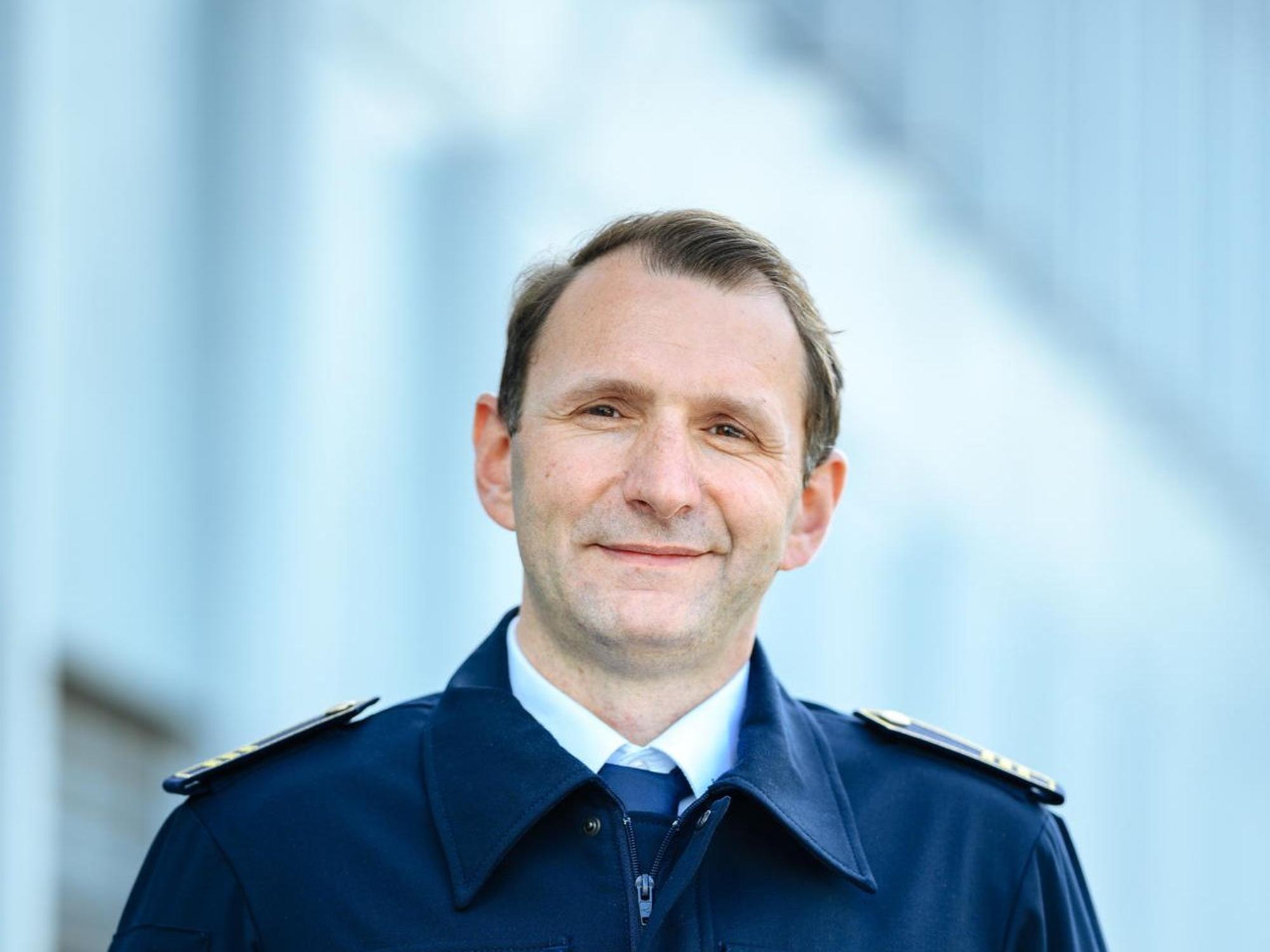 Dr. Christian Miller