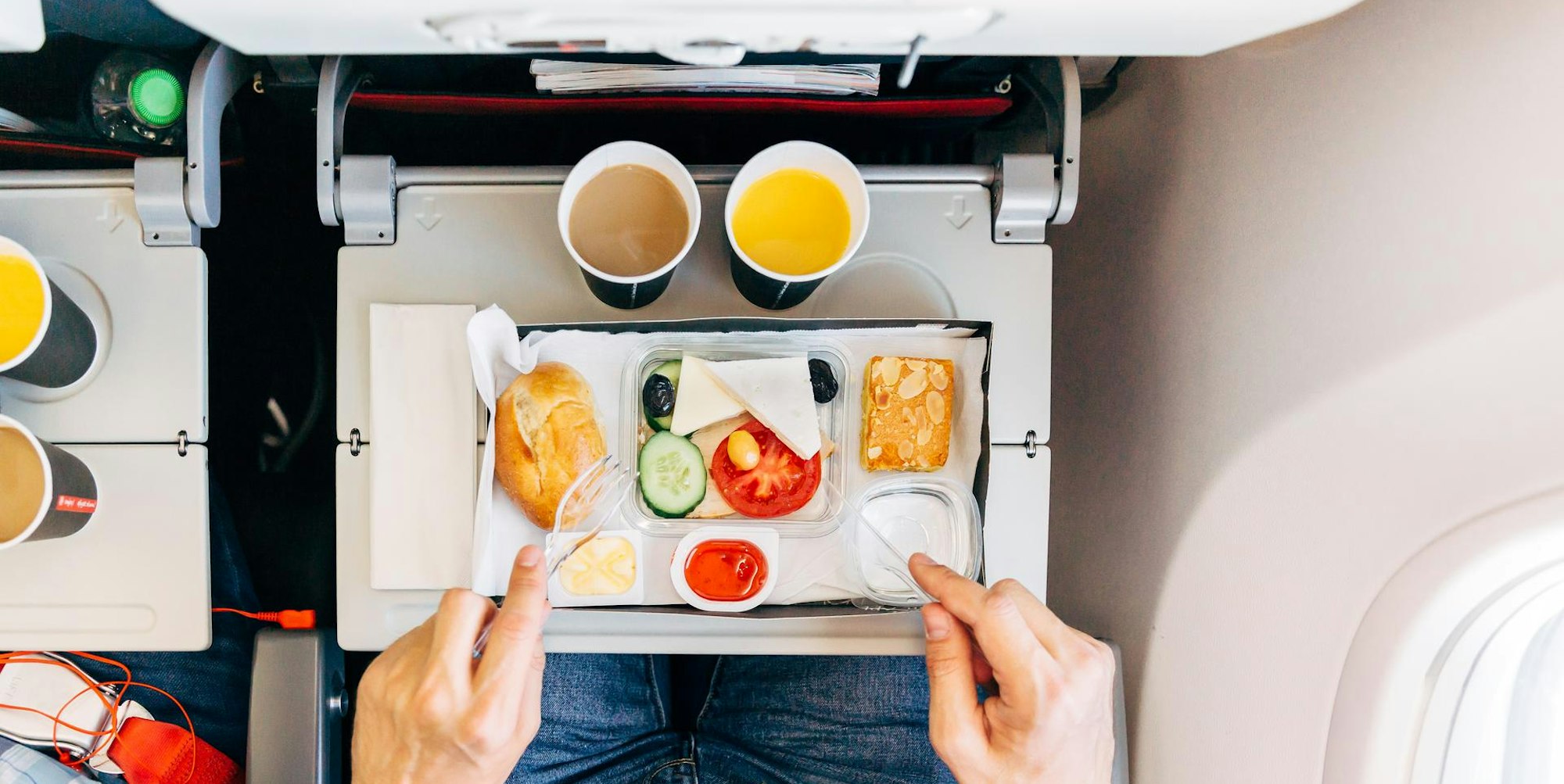 Essen und Getränke im Flugzeug Getty Images