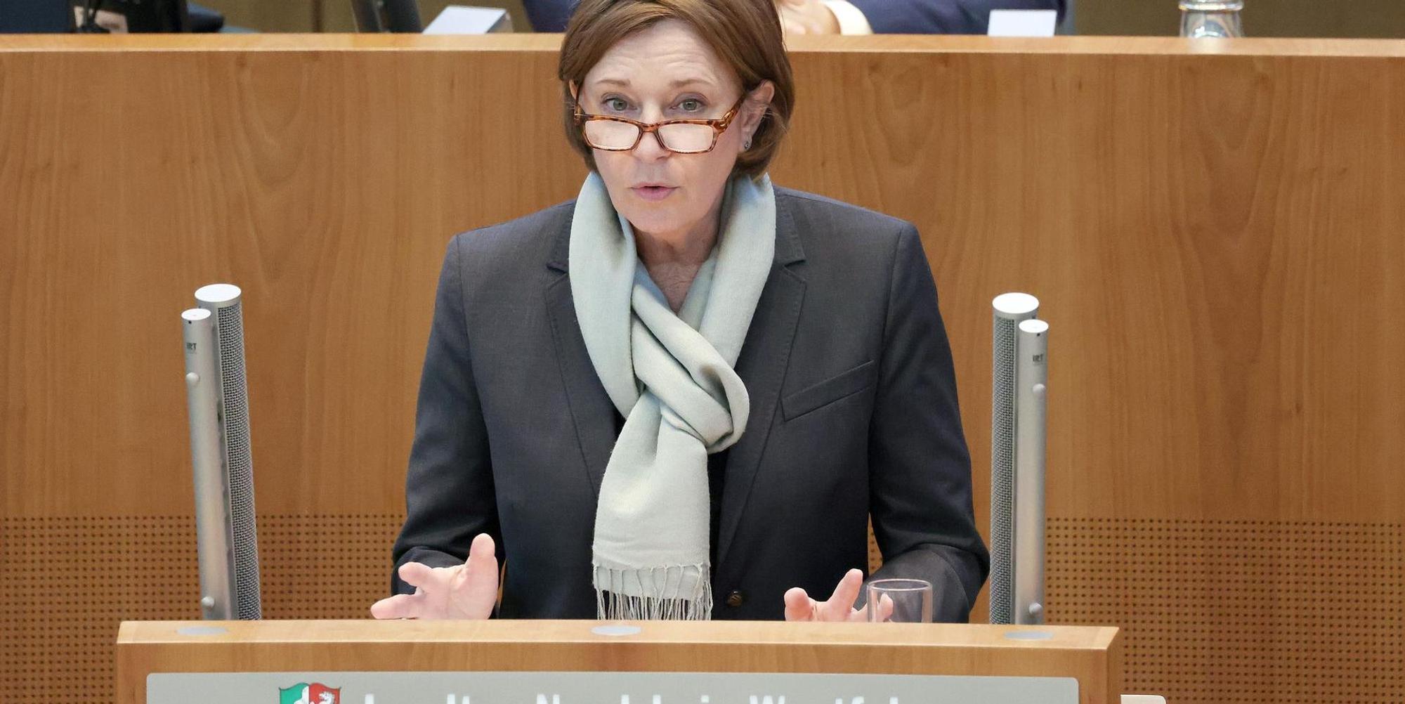Gebauer im Landtag