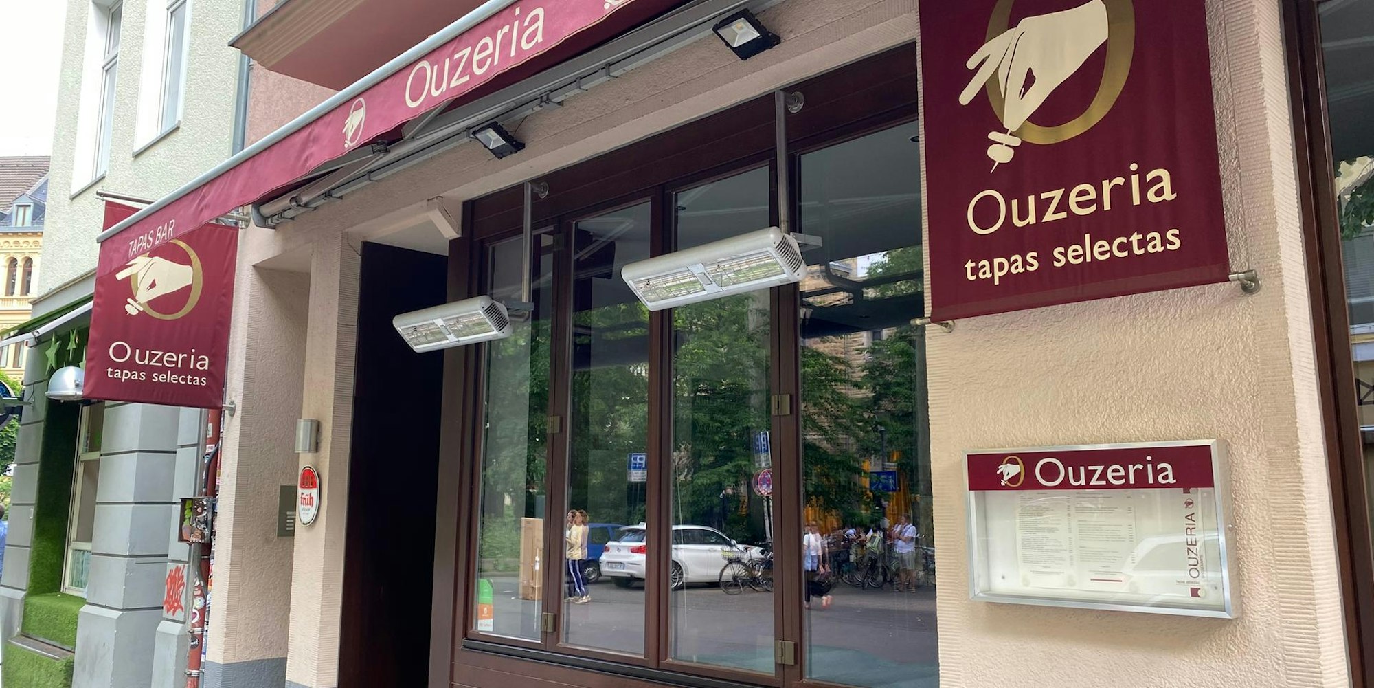 Ouzeria1_Credit-Meyszner