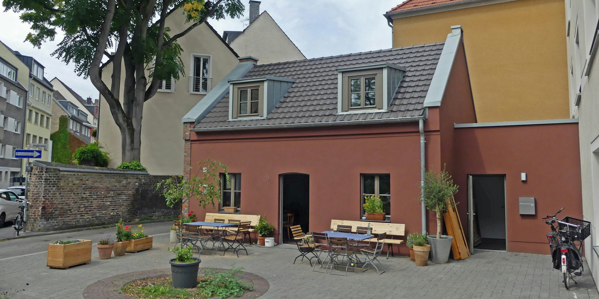 roes-herzhaeuschencafe-005