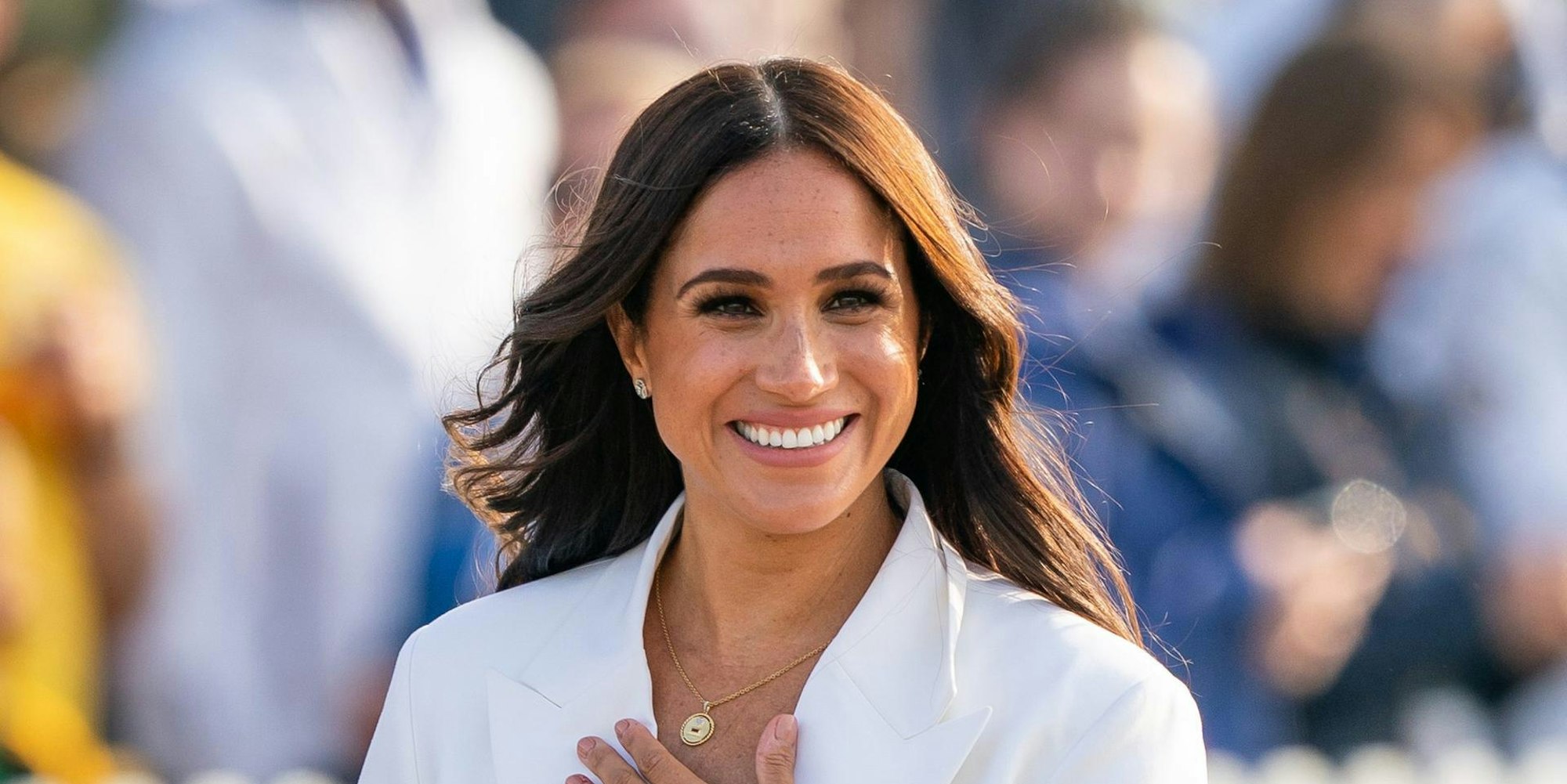 Meghan dpa white