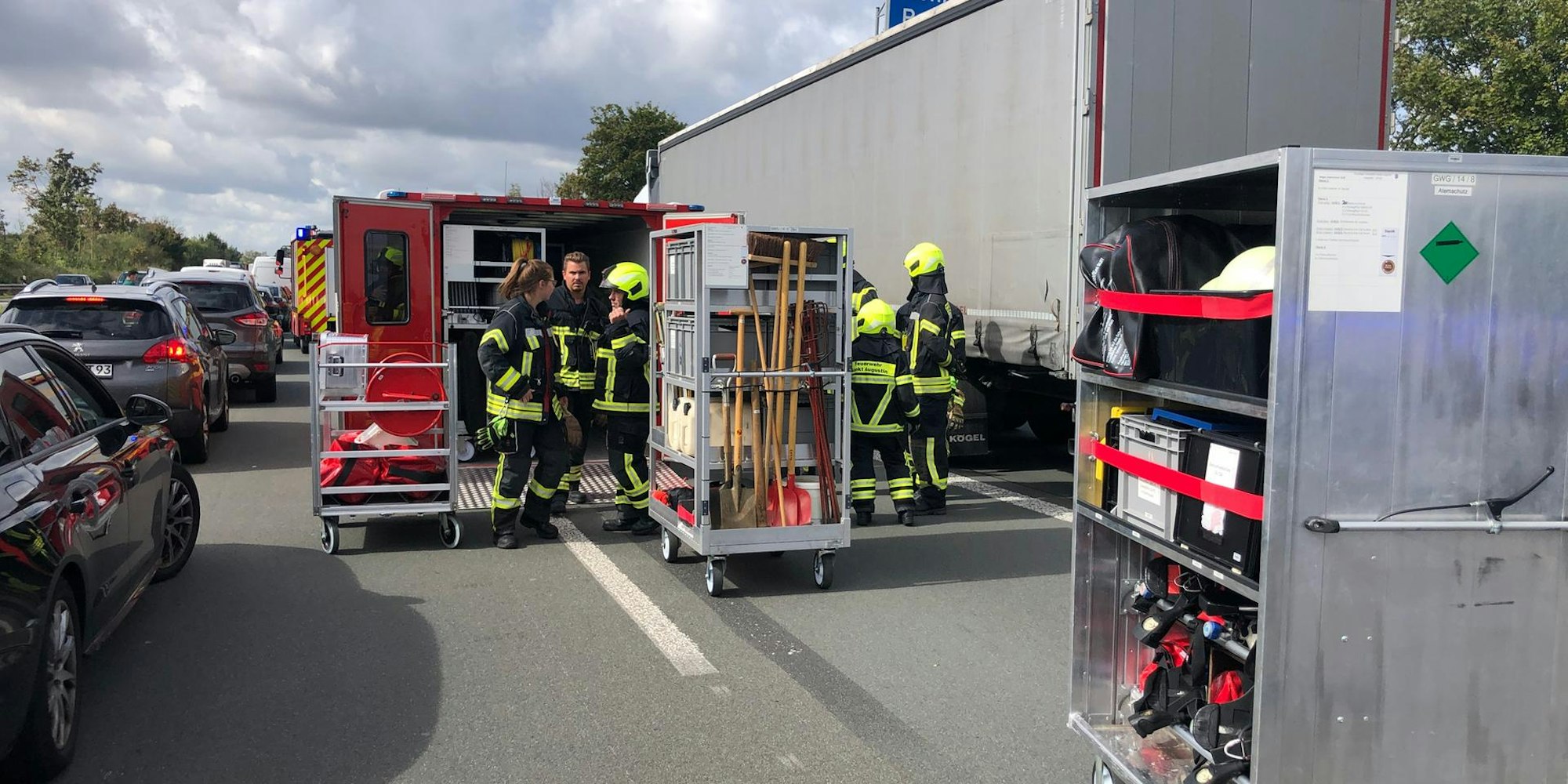 ACD3C2D0-5E4B-4BE2-8CAA-71B4E4A939A6