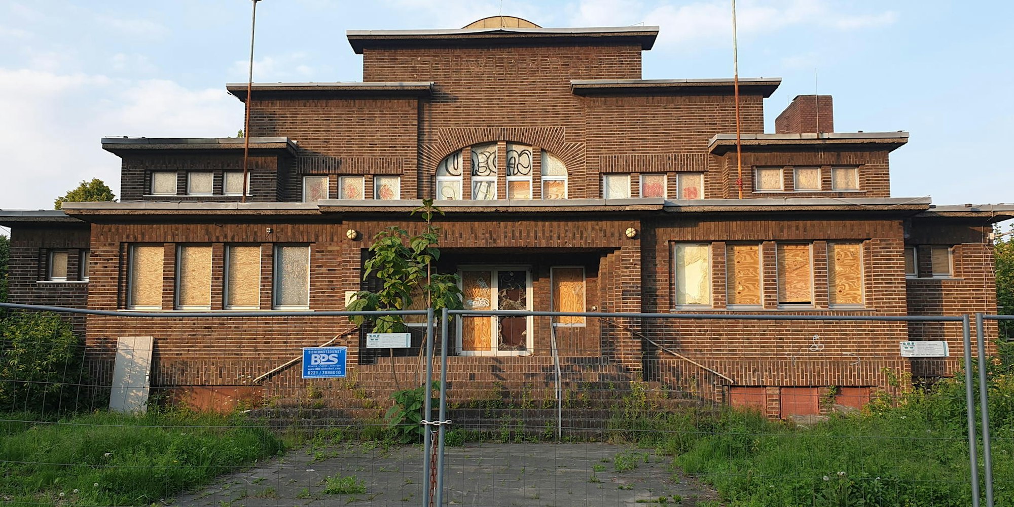 schwimmbad-brabanter-platz