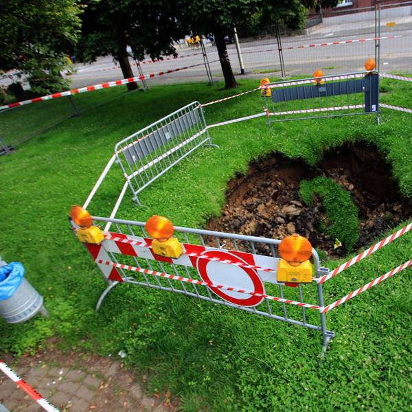 Frechen Spielplatz Loch