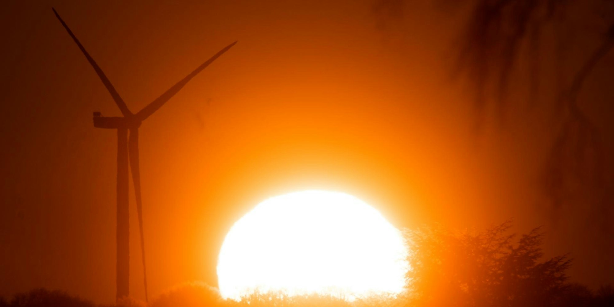 Windräder Sonne