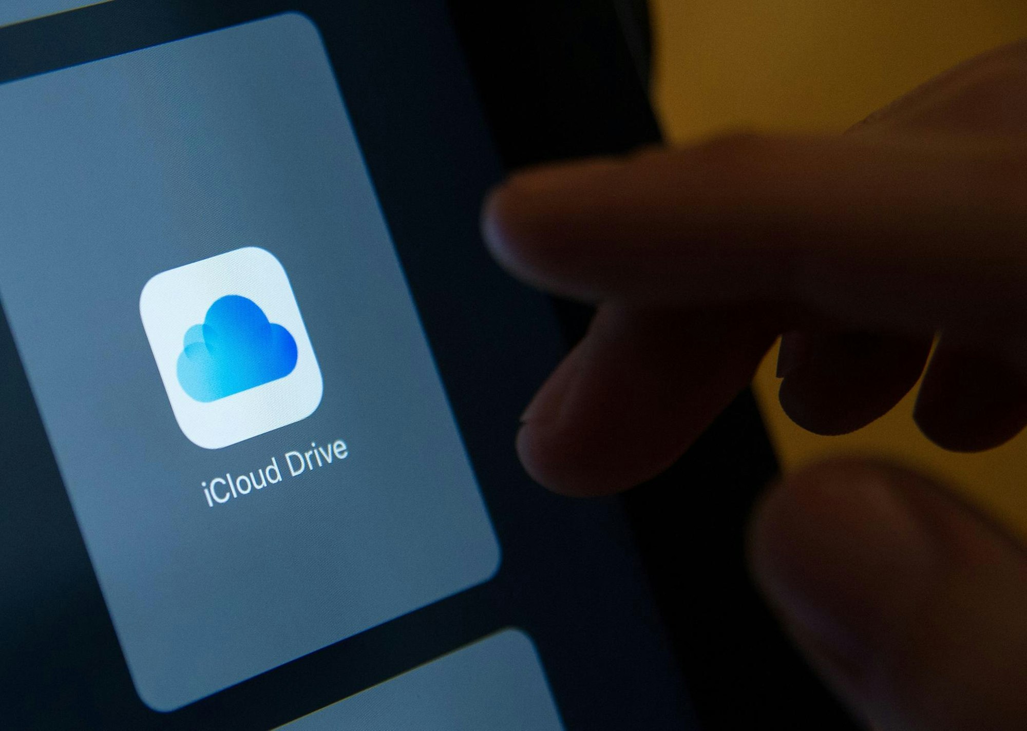 Daten in die Cloud packen Smartphone