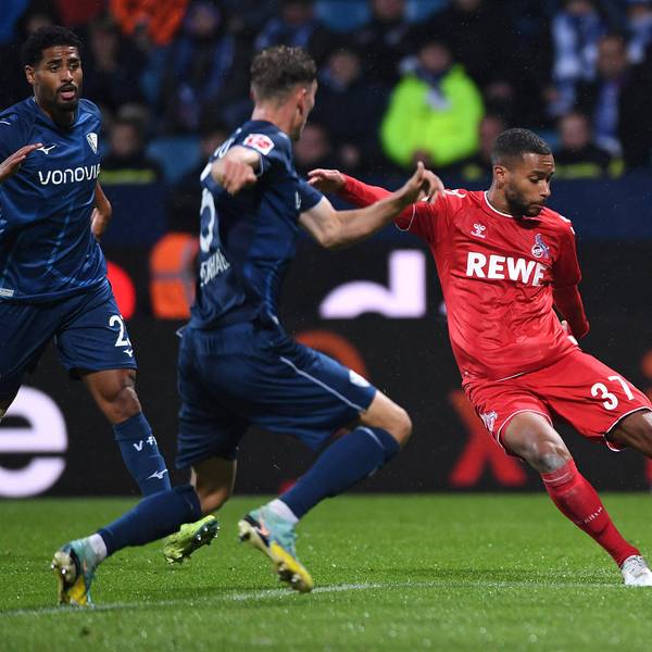 Torschuss durch Linton Maina