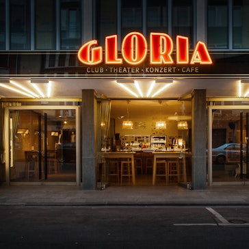 Gloria
