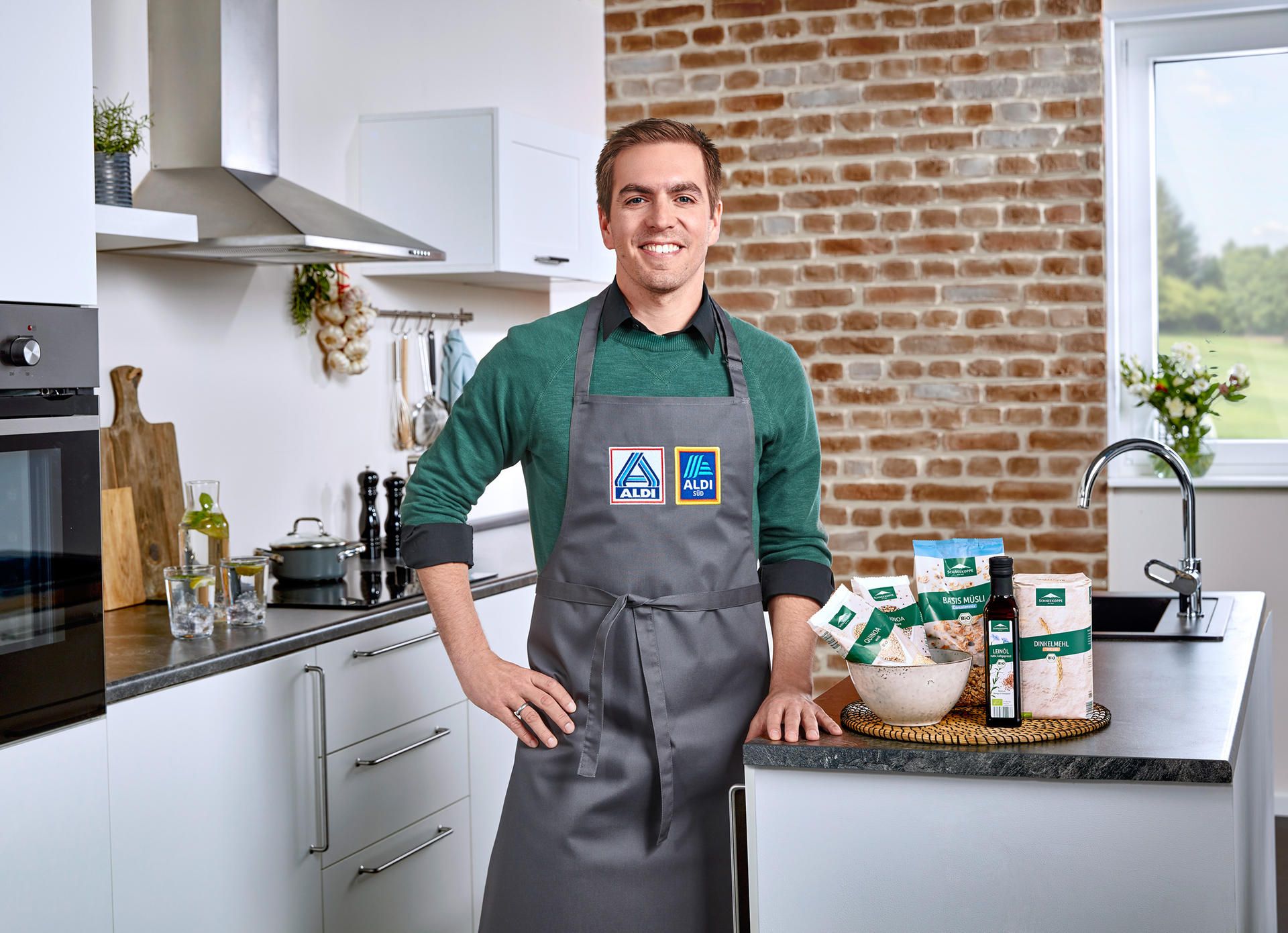 Lahm Aldi PIC