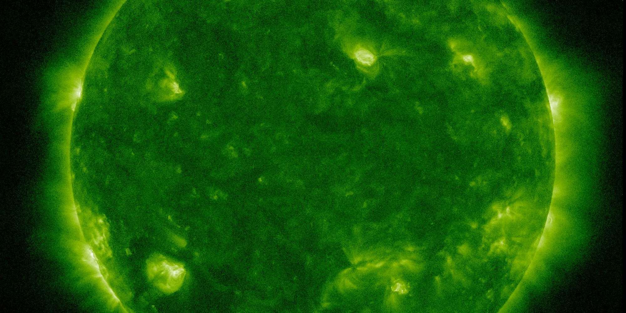 Sonne grün NASA 240822