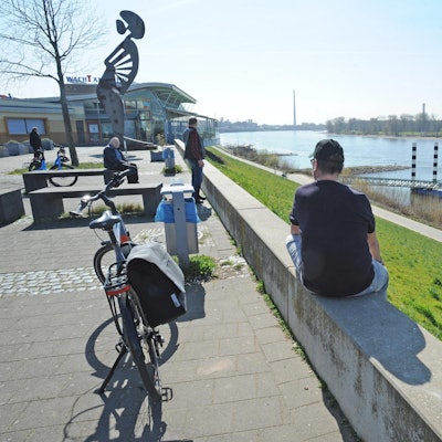 LE_rhein-anleger_(1)