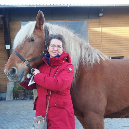sues Reiten 2 Martina Wagner und Tania