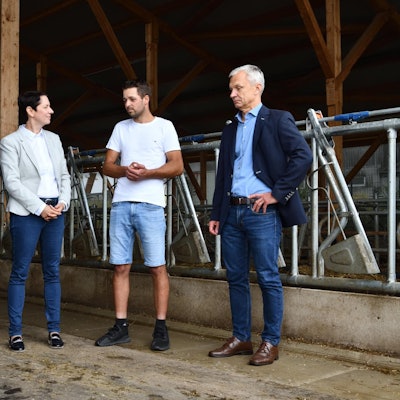 20220805_own_Silke Gorißen Ministerin für Landwirtschaft_zu Besuch auf ErlenhofO_1
