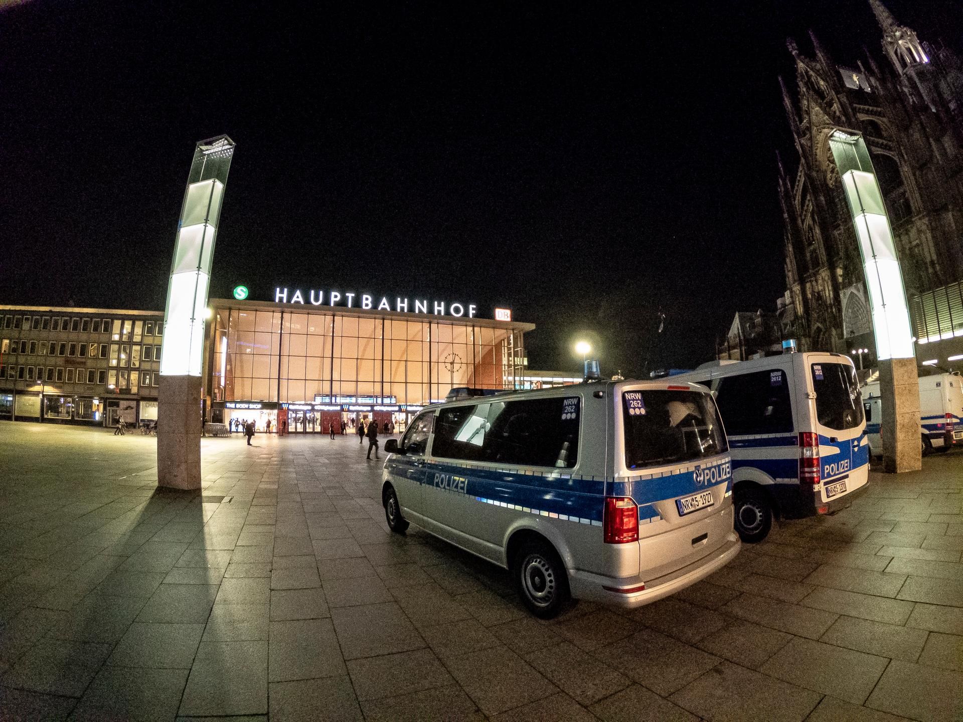 Polizei Hbf Köln ROLL 121022