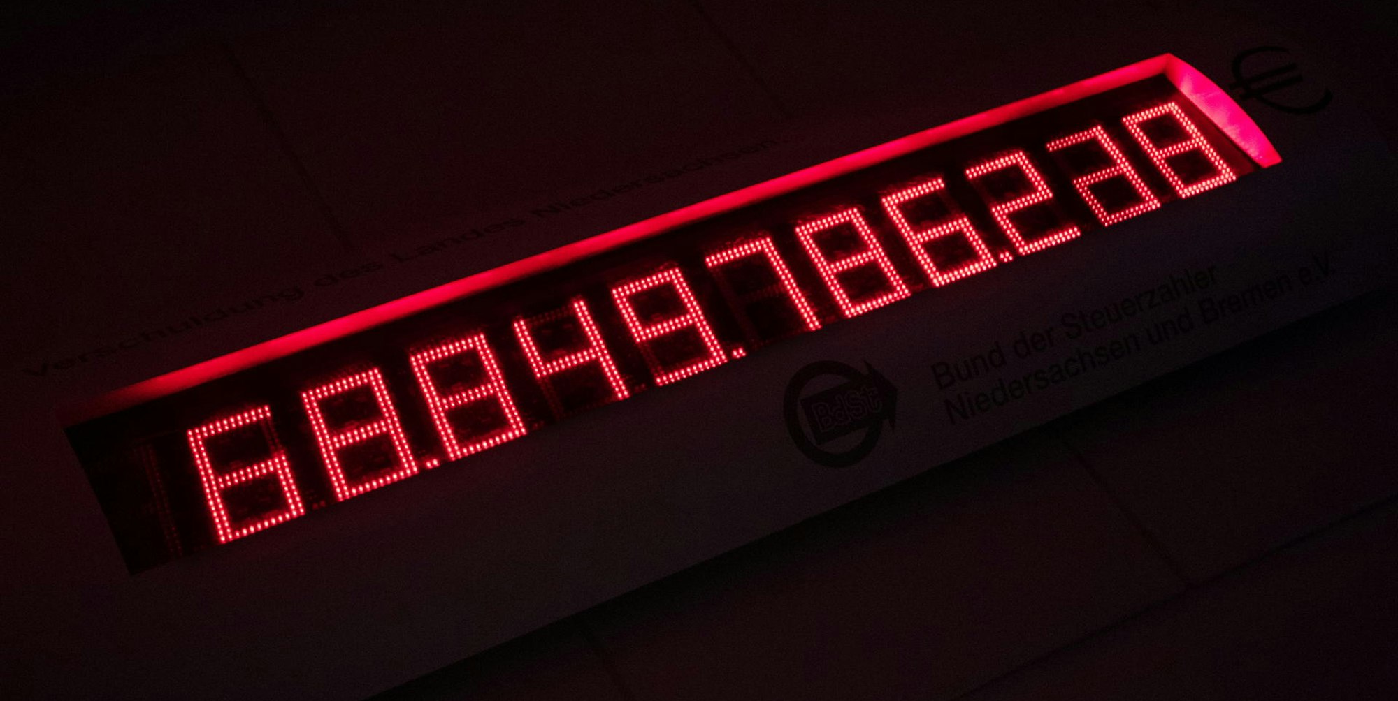 Zahlen Symbolbild 180821