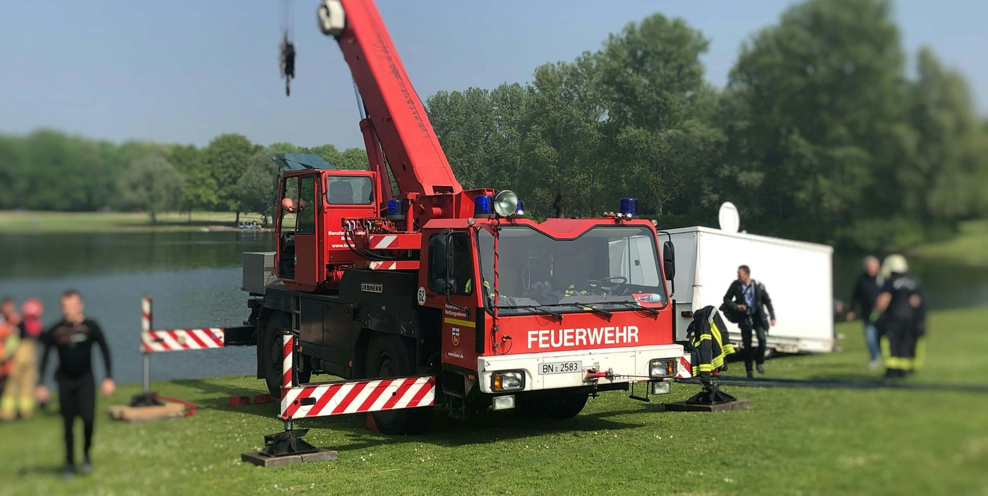 Bierwagen im Rheinauensee 010519