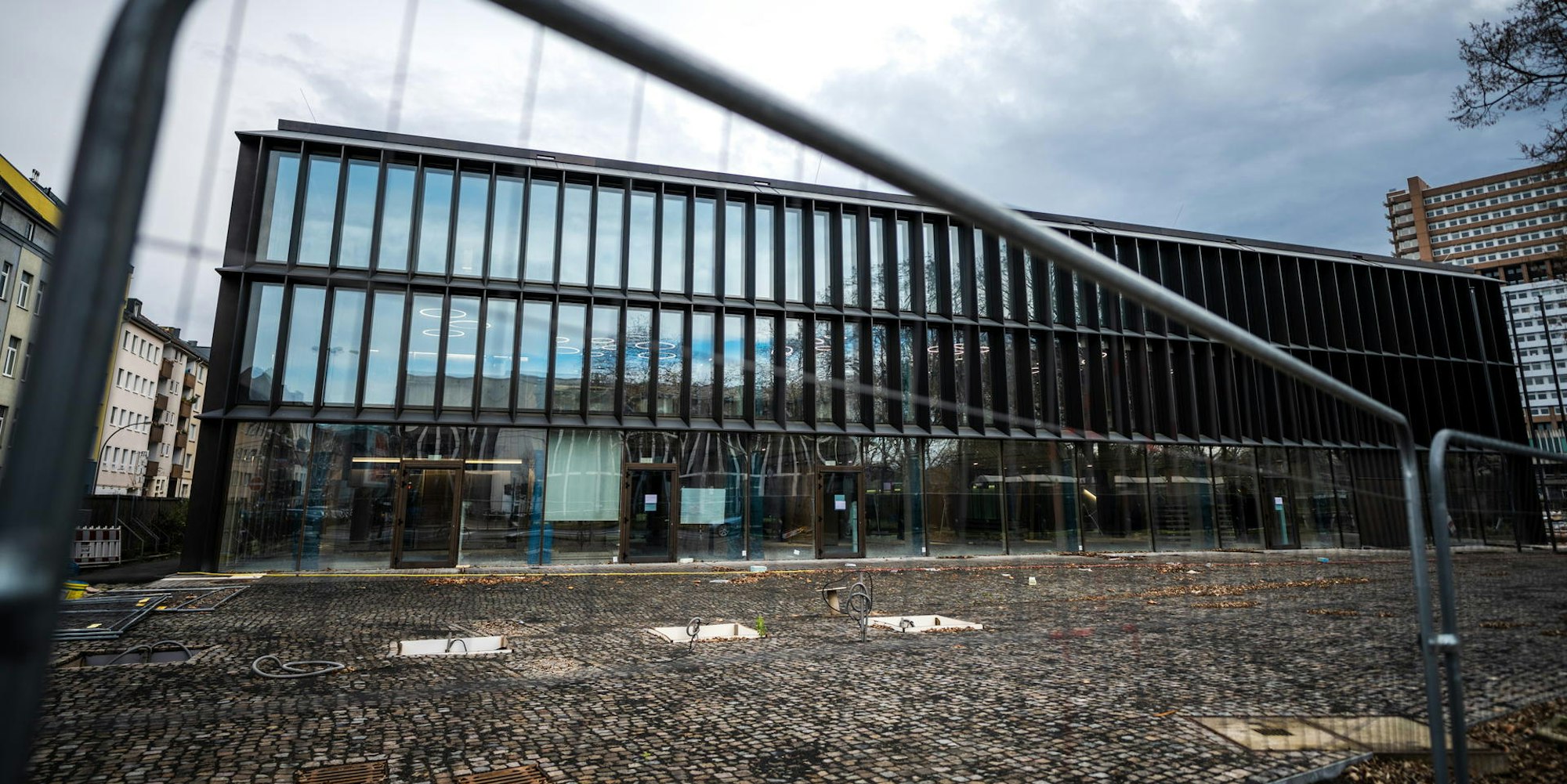 Stadtarchiv_Eifelplatz_3