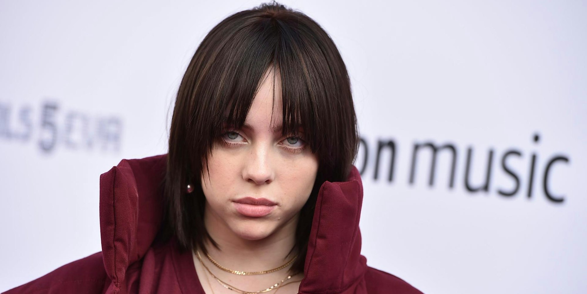 Billie Eilish schwarz