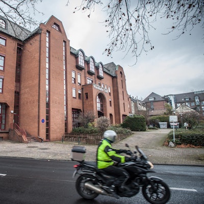 bayer-bueros-hauptstrasse-leverkusen_ALF_3874