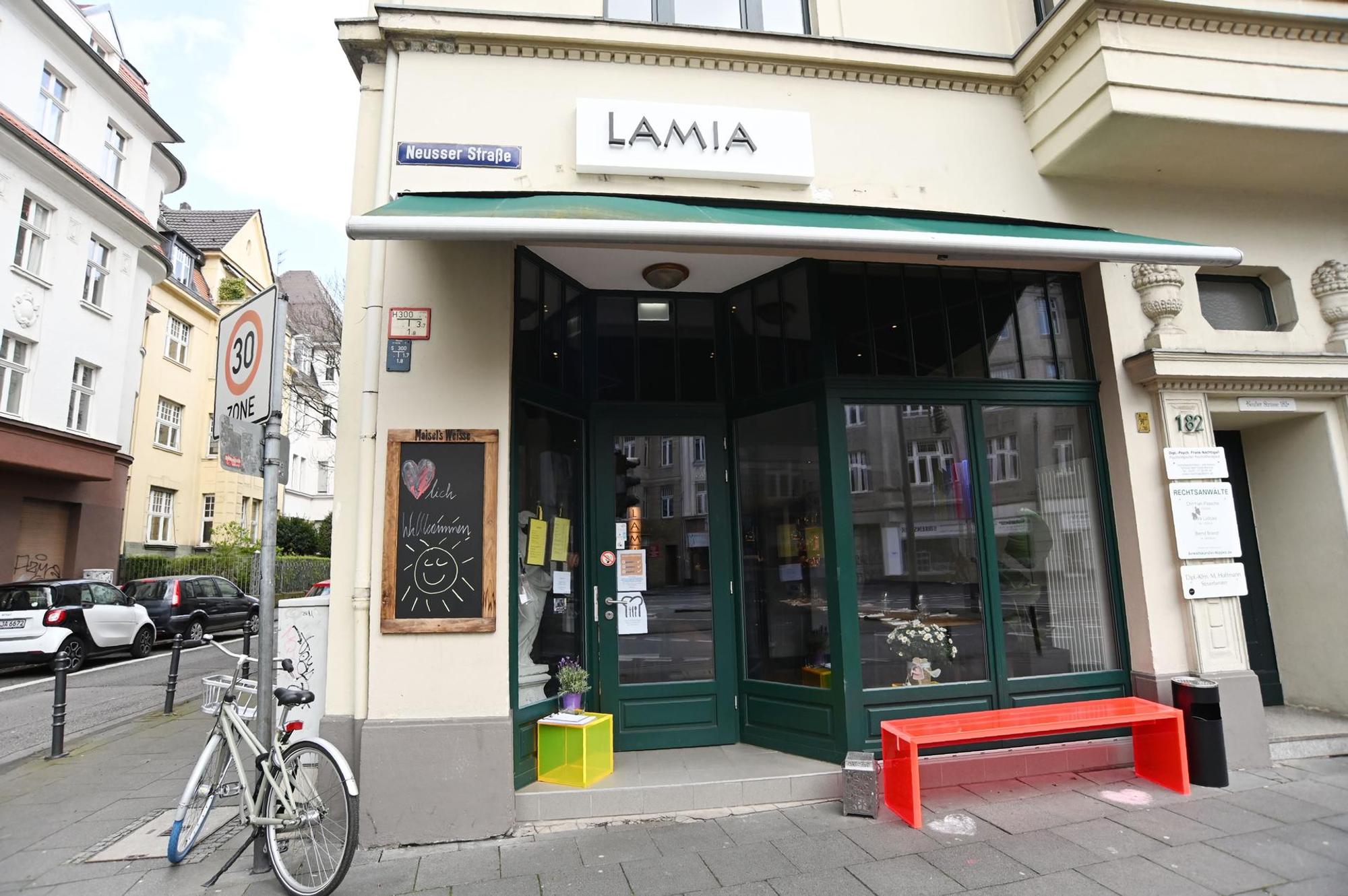 lamia_2