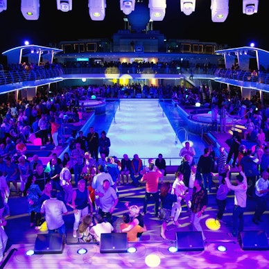 Kreuzfahrtschiff_Party_Symbol