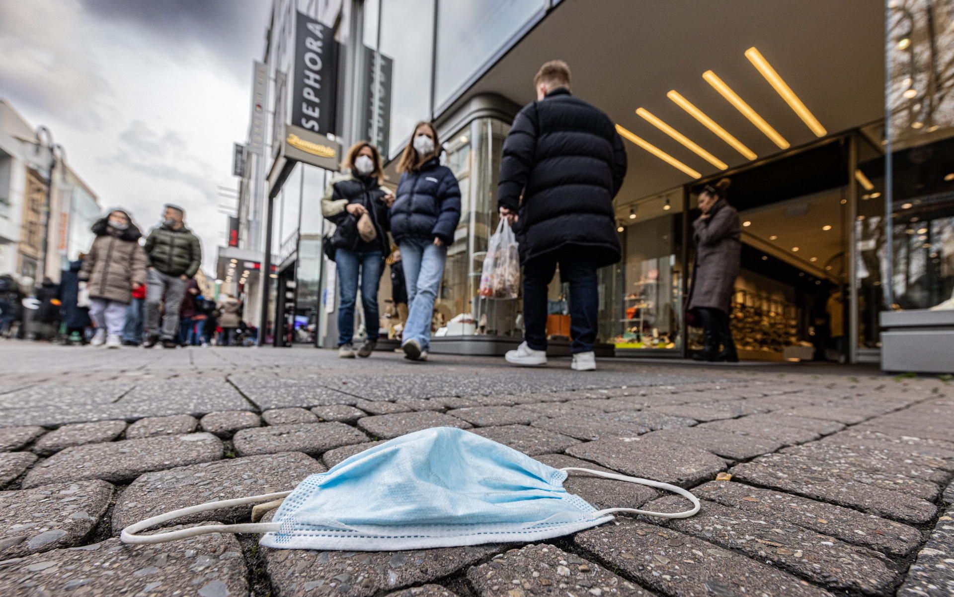maskenpflicht_freedomday_koeln_mbo-4