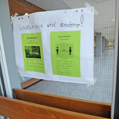 le-schule-corona_(3)