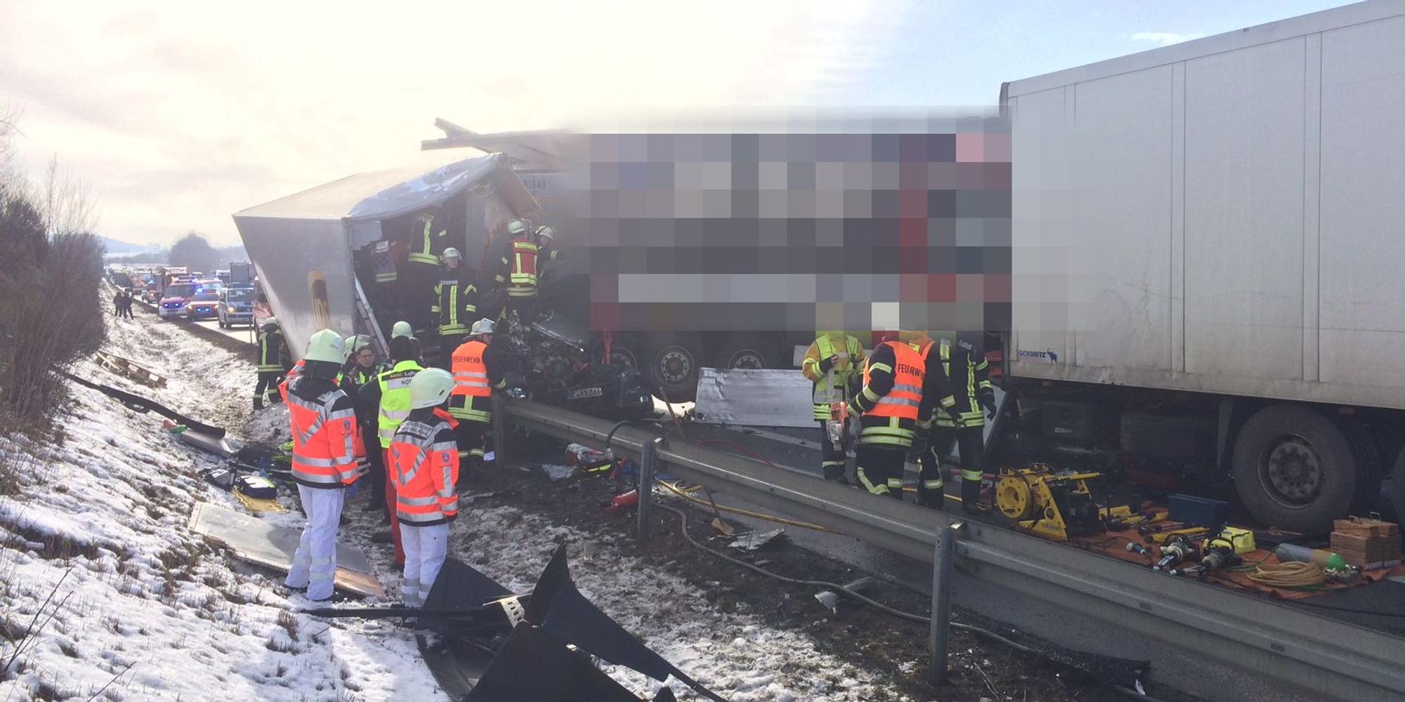Unfall im Kreuz Bonn Siegburg