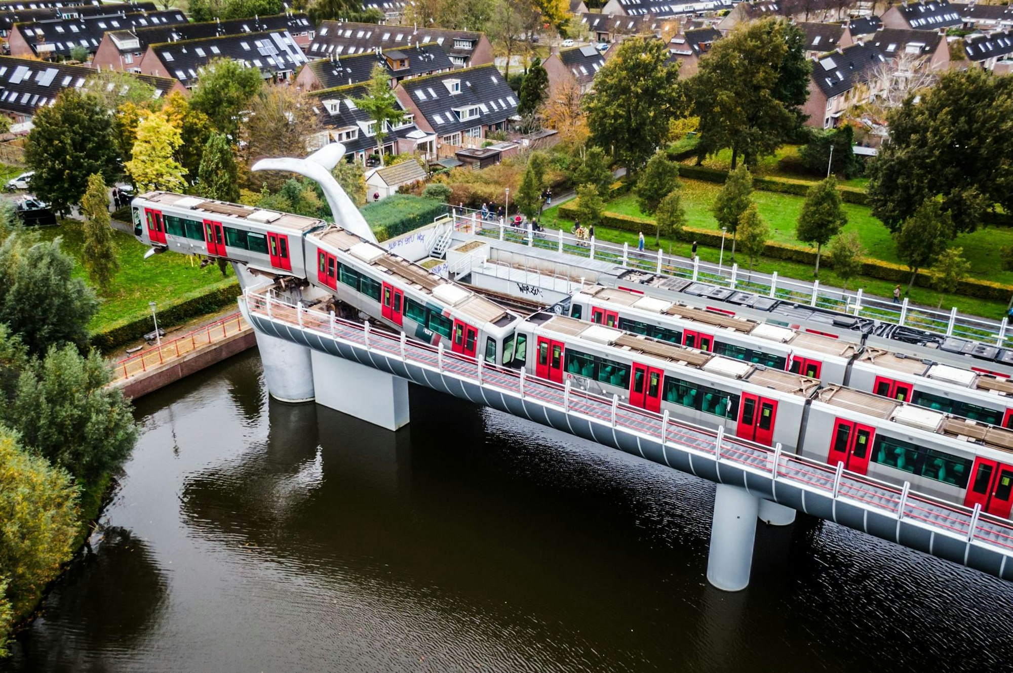 Metro Holland 2