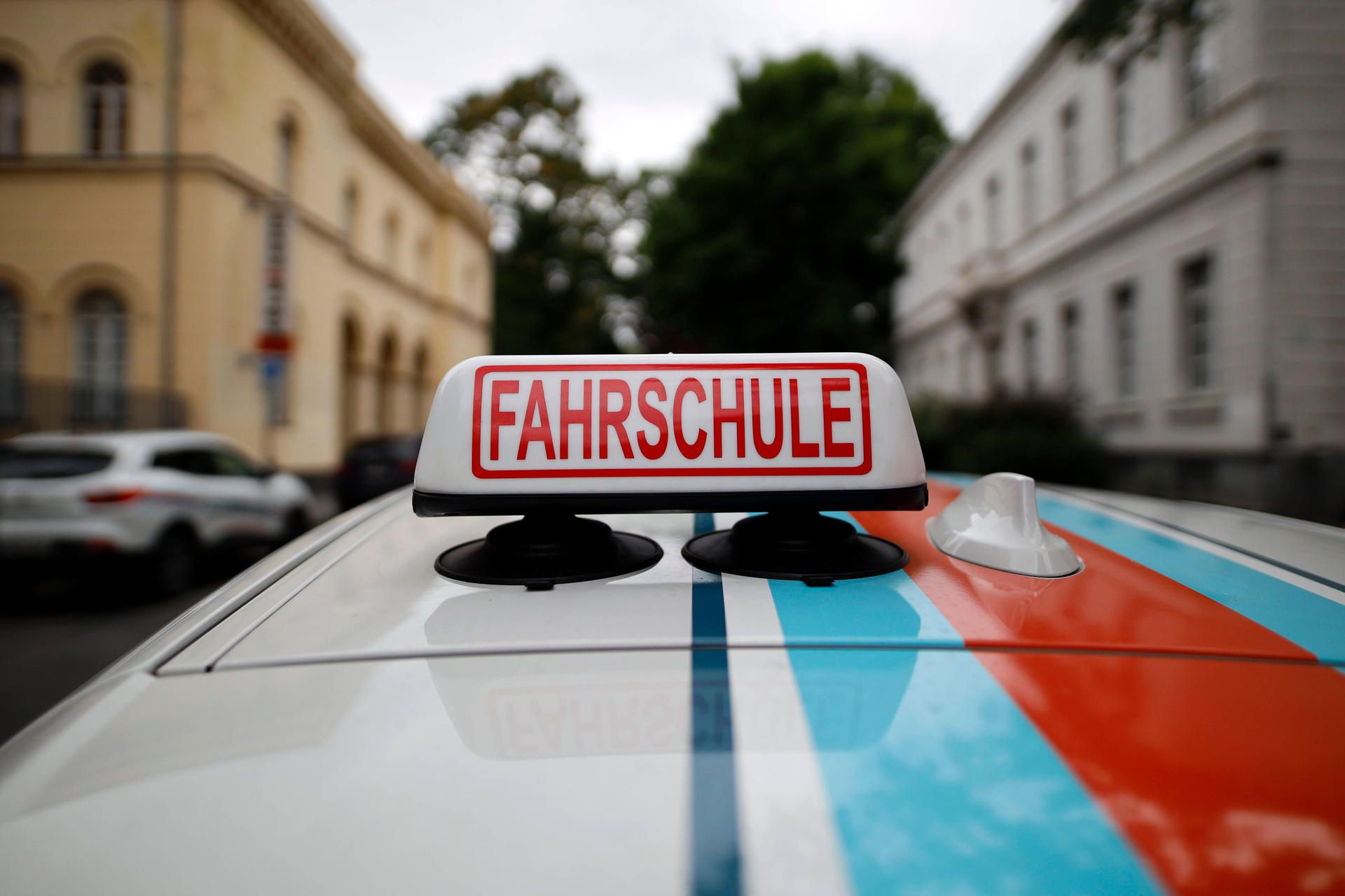 Fahrschule Symbolbild