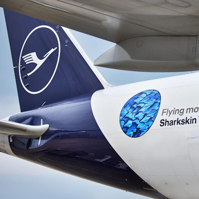 Lufthansa Haifischhaut