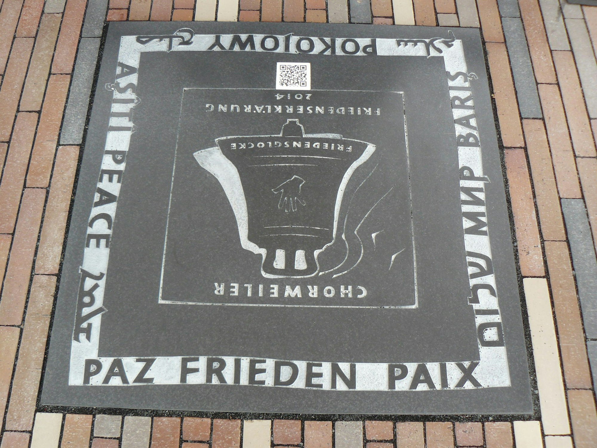 Friedensglocke Chorweiler1