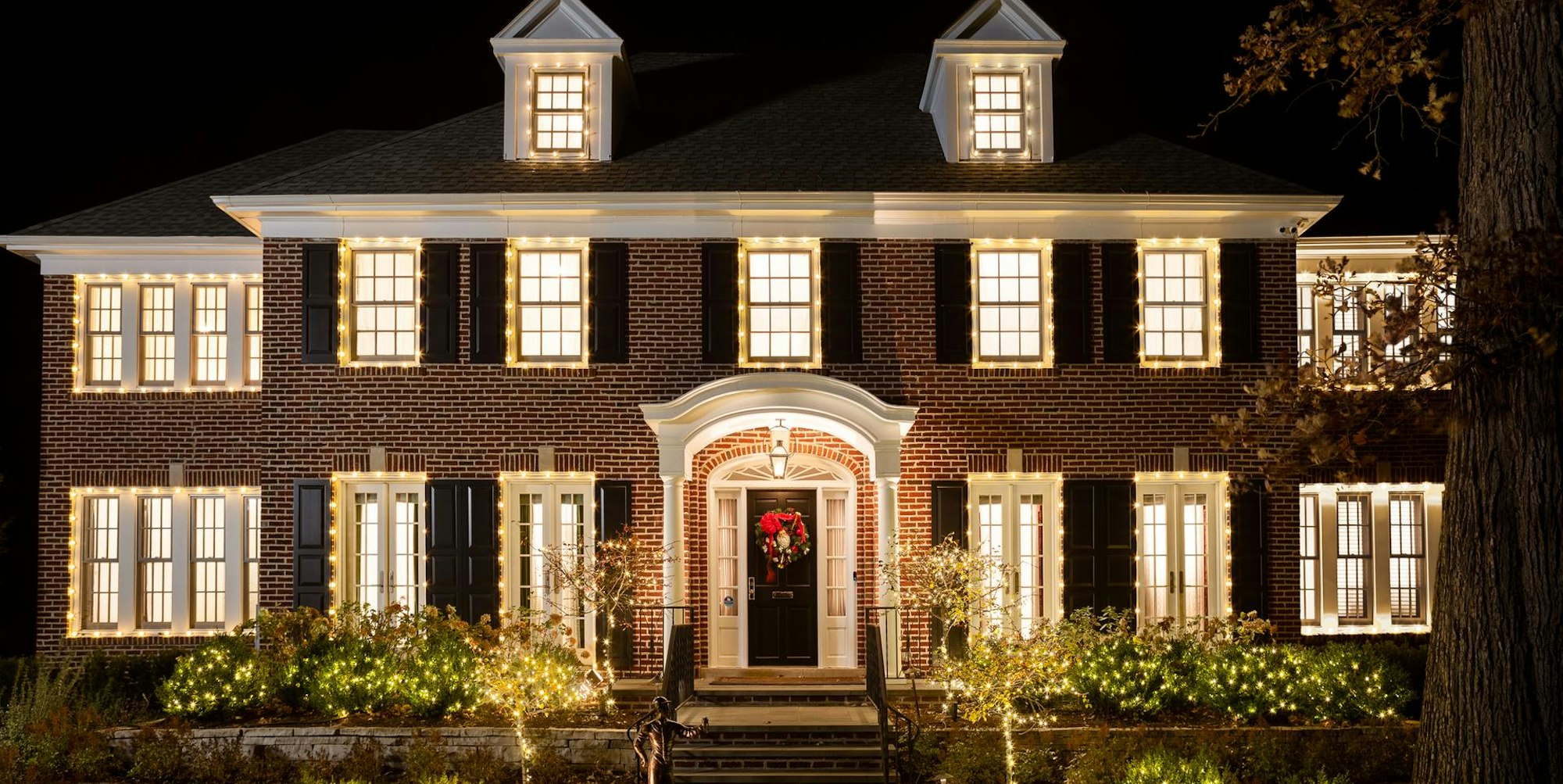 Home-Alone-Airbnb-01-Exterior-Credit-Sarah-Crowley