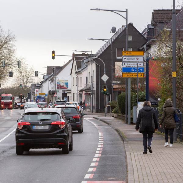 Altenberger-Dom-Straße_Leverkusener Straße Schildgen 221121