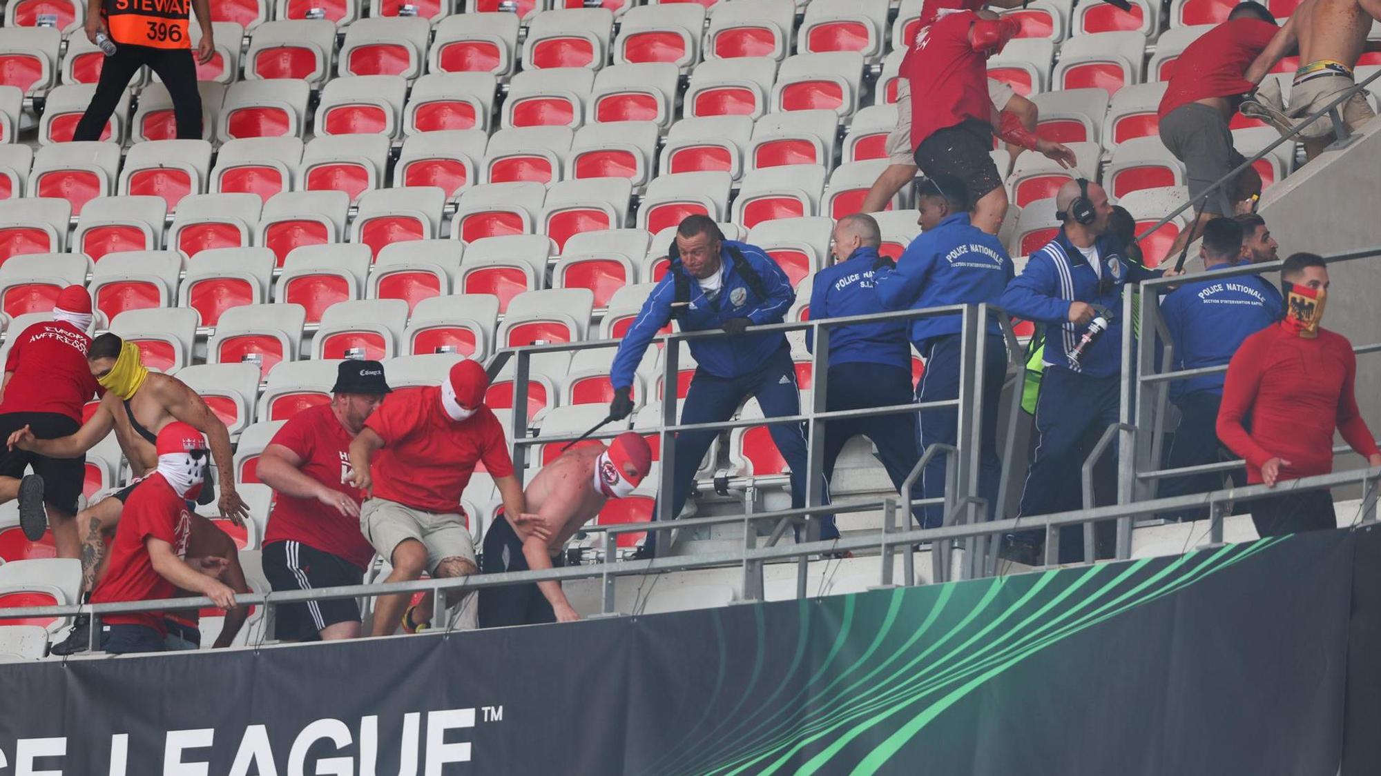 In Nizza kam es zu schweren Ausschreitungen. Foto: dpa